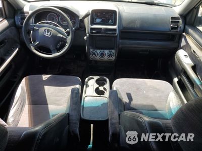 Zdjęcie 8 z 13 samochodu: 2002 HONDA CR-V LX VIN:JHLRD78472C058431 - miniatura