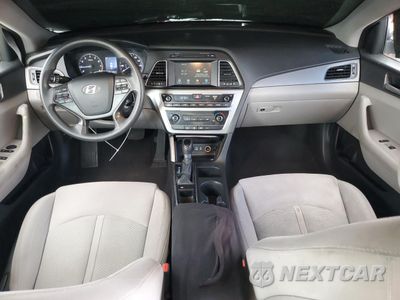 Zdjęcie 8 z 14 samochodu: 2016 HYUNDAI SONATA SE VIN:5NPE24AFXGH402065 - miniatura