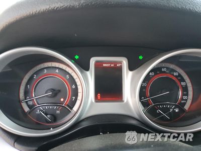 Zdjęcie 9 z 13 samochodu: 2020 DODGE JOURNEY SE VIN:3C4PDCABXLT272079 - miniatura