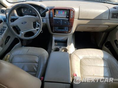 Zdjęcie 8 z 13 samochodu: 2004 FORD EXPLORER LIMITED VIN:1FMDU75W44ZA32636 - miniatura