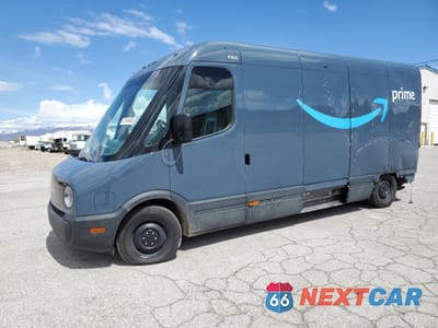 2023 RIVIAN EDV 700 7FCEHEB70PN008225 - główne zdjęcie licytacji z USA - miniatura