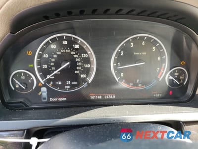 Zdjęcie 9 z 12 samochodu: 2011 BMW 750 XI VIN:WBAKC6C50BC394043 - miniatura