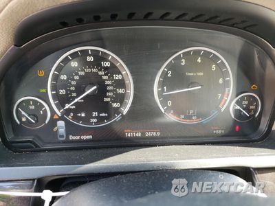 Zdjęcie 9 z 12 samochodu: 2011 BMW 750 XI VIN:WBAKC6C50BC394043 - miniatura