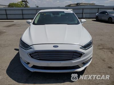 Piąte zdjęcie samochodu w środku: 2017 FORD FUSION SE HYBRID VIN:3FA6P0LU8HR408915 - miniatura