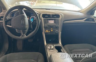 Zdjęcie 9 z 11 samochodu: 2017 FORD FUSION SE VIN:3FA6P0H79HR117620 - miniatura