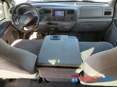 Zdjęcie 8 z 14 samochodu: 1999 FORD F350 SUPER DUTY VIN:1FTWW33F0XEA33619 - miniatura