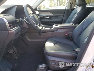 Zdjęcie 7 z 17 samochodu: 2025 TOYOTA GRAND HIGHLANDER LE VIN:5TDAAAB51SS076021 - miniatura
