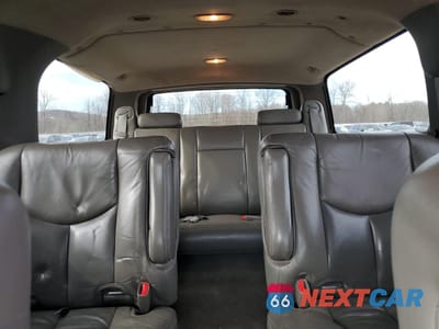 Zdjęcie 10 z 13 samochodu: 2004 GMC YUKON XL DENALI VIN:1GKFK66U14J286219 - miniatura