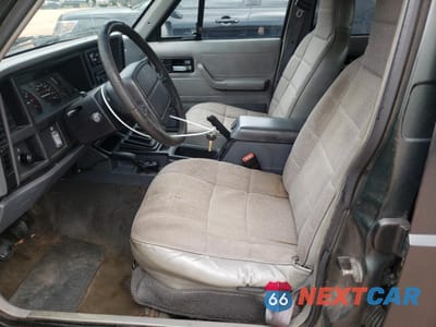 Zdjęcie 7 z 13 samochodu: 1996 JEEP CHEROKEE SPORT VIN:1J4FJ68S5TL126657 - miniatura