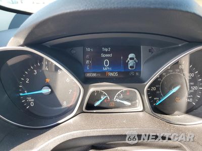 Zdjęcie 9 z 16 samochodu: 2019 FORD ESCAPE SE VIN:1FMCU9GD8KUB09229 - miniatura