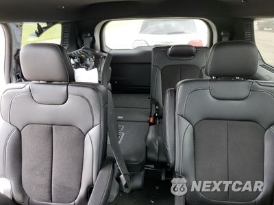 Zdjęcie 10 z 14 samochodu: 2024 JEEP GRAND CHEROKEE L LAREDO VIN:1C4RJJAG0R8509252 - miniatura