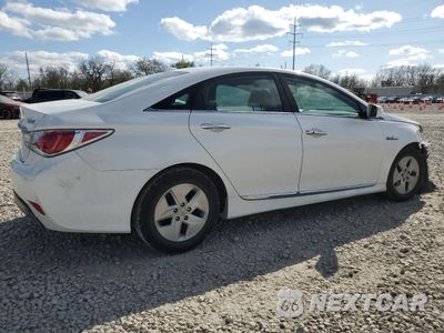 Trzecie zdjęcie samochodu z tyłu: 2012 HYUNDAI SONATA HYBRID VIN:KMHEC4A4XCA059282 - miniatura