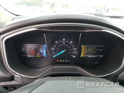 Zdjęcie 9 z 12 samochodu: 2017 FORD FUSION SE HYBRID VIN:3FA6P0LU9HR409720 - miniatura