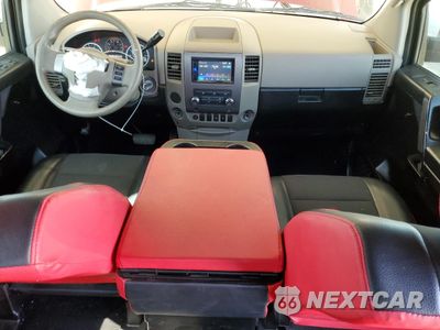 Zdjęcie 8 z 13 samochodu: 2010 NISSAN TITAN XE VIN:1N6BA0EK3AN303131 - miniatura