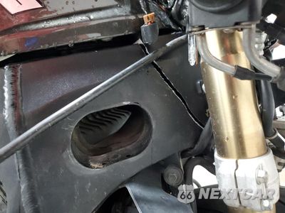 Zdjęcie 9 z 11 samochodu: 2009 SUZUKI GSX-R600 VIN:JS1GN7EA192105751 - miniatura
