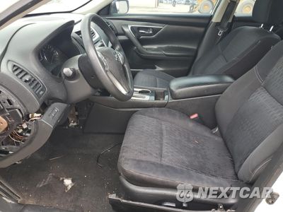 Zdjęcie 7 z 12 samochodu: 2016 NISSAN ALTIMA 2.5 VIN:1N4AL3AP1GN352841 - miniatura