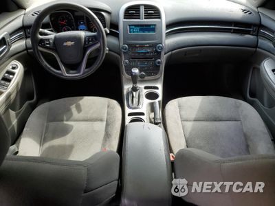 Zdjęcie 8 z 12 samochodu: 2014 CHEVROLET MALIBU LS VIN:1G11A5SL0EF221469 - miniatura