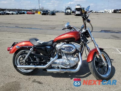 2013 HARLEY-DAVIDSON XL883 SUPERLOW 1HD4CR217DC418478 - główne zdjęcie licytacji z USA - miniatura
