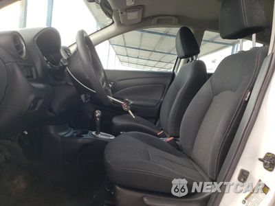 Zdjęcie 7 z 14 samochodu: 2015 NISSAN VERSA S VIN:3N1CN7AP2FL845708 - miniatura