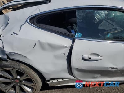 Zdjęcie 10 z 12 samochodu: 2015 JAGUAR XK VIN:SAJWA4FB5FLB55131 - miniatura