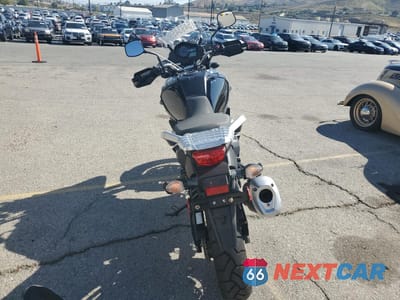 Czwarte zdjęcie samochodu z boku: 2018 SUZUKI DL1000 A VIN:JS1VU51A6J2100926 - miniatura