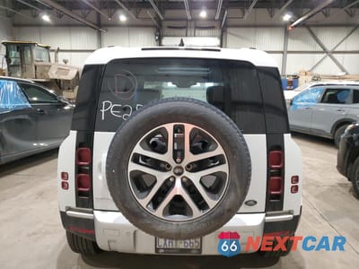 Zdjęcie 6 z 12 samochodu: 2023 LAND ROVER DEFENDER 1 VIN:SALEPEEU5P2172395 - miniatura