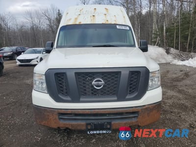 Piąte zdjęcie samochodu w środku: 2016 NISSAN NV 2500 VIN:1N6BF0LY4EN105382 - miniatura