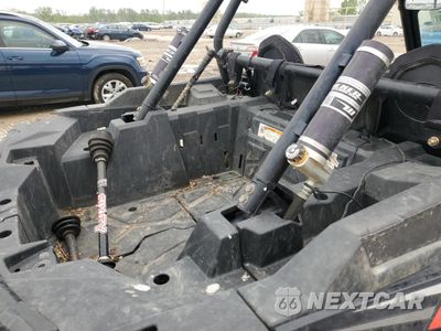 Zdjęcie 6 z 11 samochodu: 2014 POLARIS RZR 1000 XP EPS VIN:4XAST1EA3EF362276 - miniatura