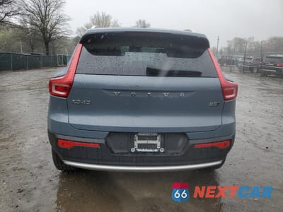Zdjęcie 6 z 13 samochodu: 2023 VOLVO XC40 PLUS VIN:YV4L12UN0P2104186 - miniatura
