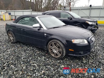 Czwarte zdjęcie samochodu z boku: 2008 AUDI S4 QUATTRO CABRIOLET VIN:WUARL48H98K900494 - miniatura