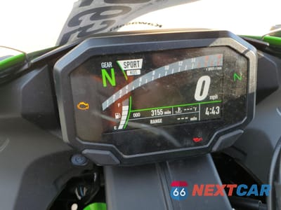 Zdjęcie 7 z 9 samochodu: 2024 KAWASAKI ZX636 K VIN:JKBZXJK13RA001462 - miniatura