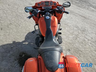Zdjęcie 6 z 9 samochodu: 2014 KAWASAKI VN1700 K VIN:JKBVNRK1XEA004839 - miniatura
