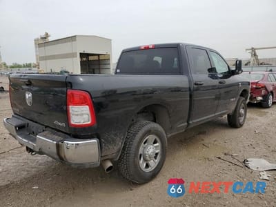 Trzecie zdjęcie samochodu z tyłu: 2022 RAM 2500 BIG HORN/LONE STAR VIN:3C6UR5DLXNG232656 - miniatura