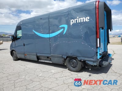 Drugie zdjęcie samochodu z przodu: 2023 RIVIAN EDV 700 VIN:7FCEHEB70PN008225 - miniatura