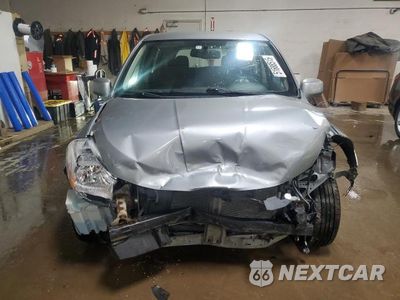 Piąte zdjęcie samochodu w środku: 2012 NISSAN VERSA 1.8 S VIN:3N1BC1CP6CK211847 - miniatura