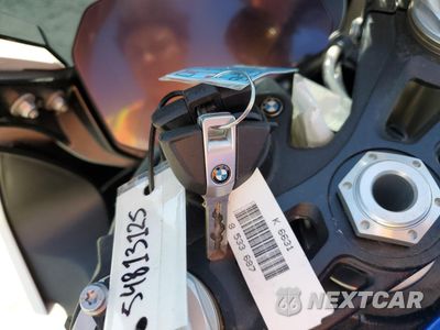 Zdjęcie 8 z 10 samochodu: 2021 BMW S 1000 RR VIN:WB10E2305M6E51808 - miniatura