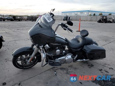 Trzecie zdjęcie samochodu z tyłu: 2015 HARLEY-DAVIDSON FLHXS STREET GLIDE SPECIAL VIN:1HD1KRM1XFB662752 - miniatura
