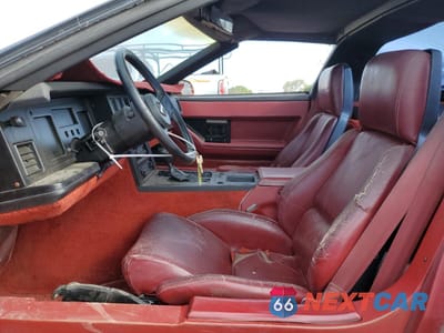 Zdjęcie 7 z 12 samochodu: 1984 CHEVROLET CORVETTE VIN:1G1AY0784E5104535 - miniatura