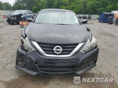 Piąte zdjęcie samochodu w środku: 2018 NISSAN ALTIMA 2.5 VIN:1N4AL3AP9JC103447 - miniatura