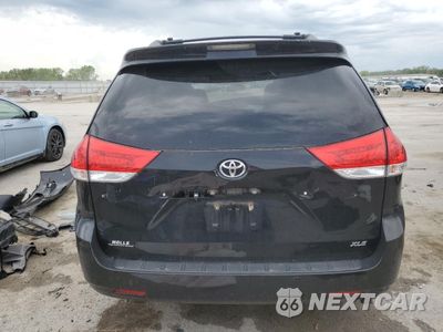 Zdjęcie 6 z 16 samochodu: 2013 TOYOTA SIENNA XLE VIN:5TDYK3DC2DS333581 - miniatura