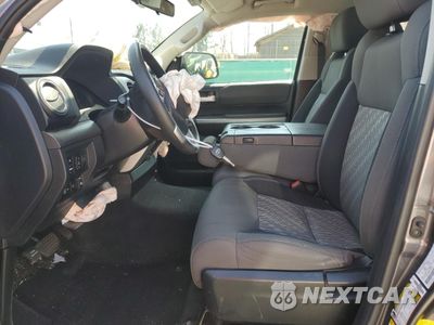 Zdjęcie 7 z 15 samochodu: 2018 TOYOTA TUNDRA CREWMAX SR5 VIN:5TFDY5F19JX711681 - miniatura