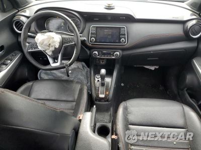Zdjęcie 8 z 12 samochodu: 2020 NISSAN KICKS SR VIN:3N1CP5DV2LL532646 - miniatura