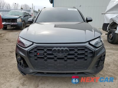 Piąte zdjęcie samochodu w środku: 2022 AUDI SQ5 PRESTIGE VIN:WA1C4AFY3N2097527 - miniatura