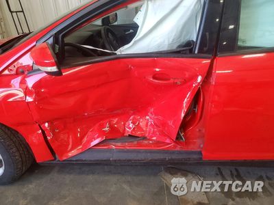 Zdjęcie 7 z 12 samochodu: 2014 FORD FOCUS SE VIN:1FADP3K23EL107908 - miniatura