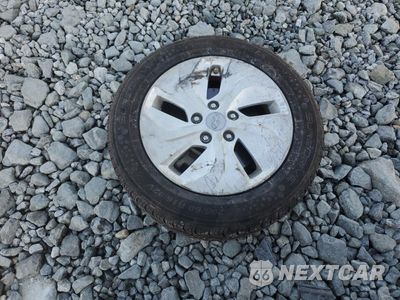 Zdjęcie 12 z 15 samochodu: 2013 HYUNDAI SONATA HYBRID VIN:KMHEC4A47DA088529 - miniatura