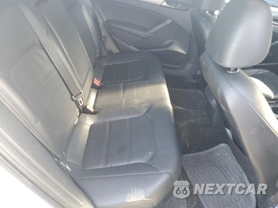 Zdjęcie 10 z 13 samochodu: 2015 VOLKSWAGEN PASSAT S VIN:1VWAS7A34FC091360 - miniatura