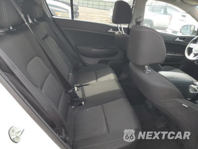 Zdjęcie 11 z 15 samochodu: 2021 KIA SPORTAGE LX VIN:KNDPMCACXM7943684 - miniatura