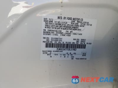 Zdjęcie 12 z 12 samochodu: 2012 LINCOLN MKT VIN:2LMHJ5AT7CBL51982 - miniatura