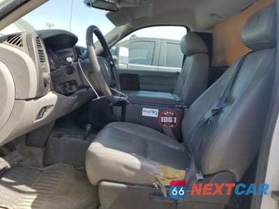 Zdjęcie 7 z 13 samochodu: 2012 CHEVROLET SILVERADO K3500 VIN:1GB3KZCG3CF208433 - miniatura