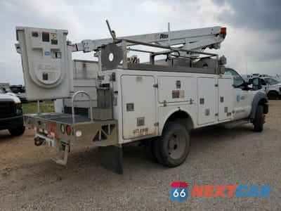 Czwarte zdjęcie samochodu z boku: 2012 FORD F450 SUPER DUTY BUCKET TRUCK VIN:1FDUF4GYXCEC78510 - miniatura